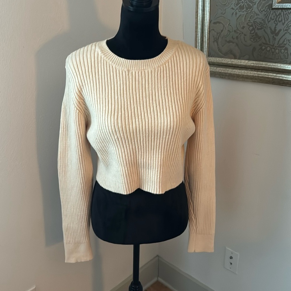 Pink Lily ribbed cream cropped‎ crewneck women’s sweater Sz M